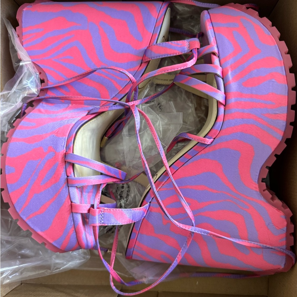 Stylish Pink and Purple Women's Wedge Sandals Jessica Simpson - Picture 3 of 3